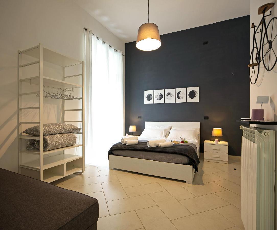 Le Corti Di Napoli Apartments 外观 照片