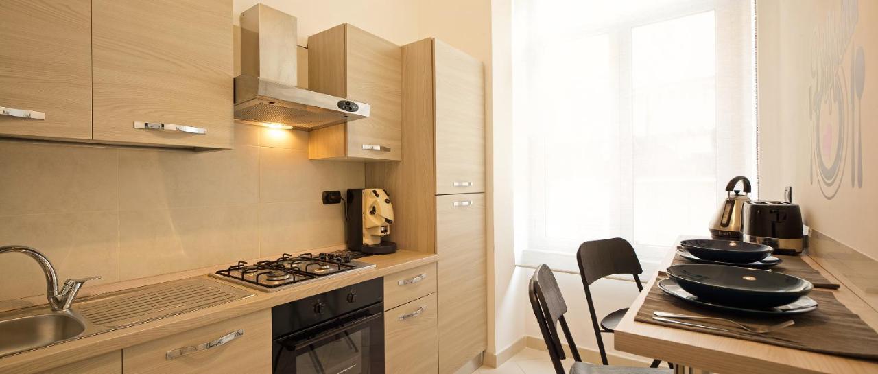 Le Corti Di Napoli Apartments 外观 照片