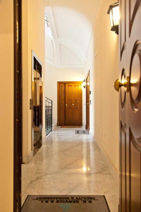 Le Corti Di Napoli Apartments 外观 照片